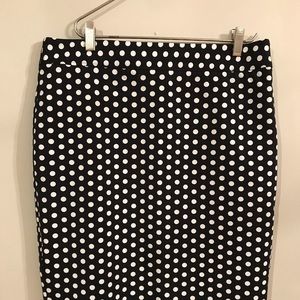 Ann Taylor Loft black and white PD skirt